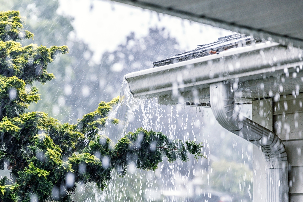 torrential rain fall that could cause flooding without a sump pump